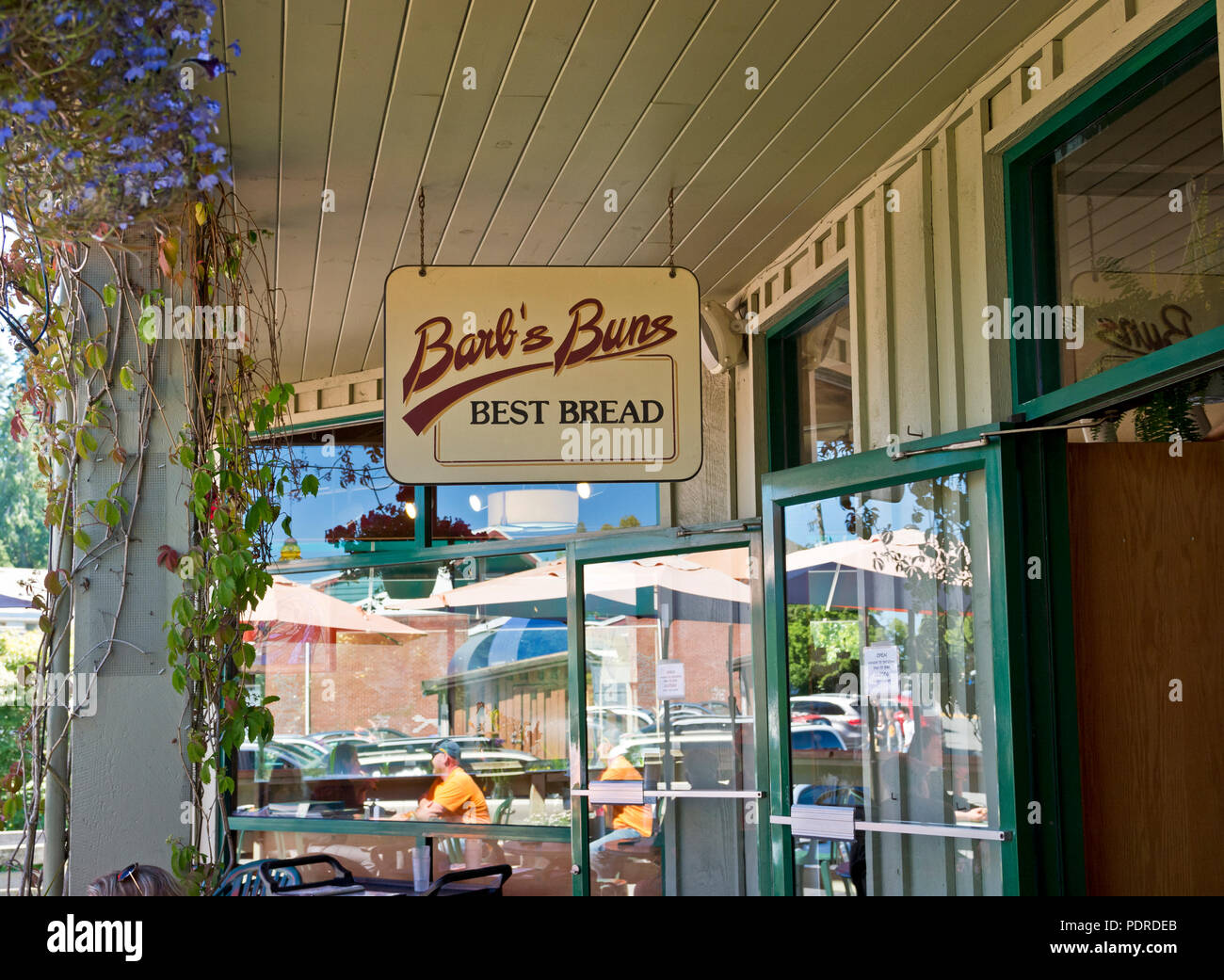 Barb's Buns Bäckerei und Restaurant in der Stadt Ganges auf Salt Spring Island, British Columbia, Kanada. Stockfoto