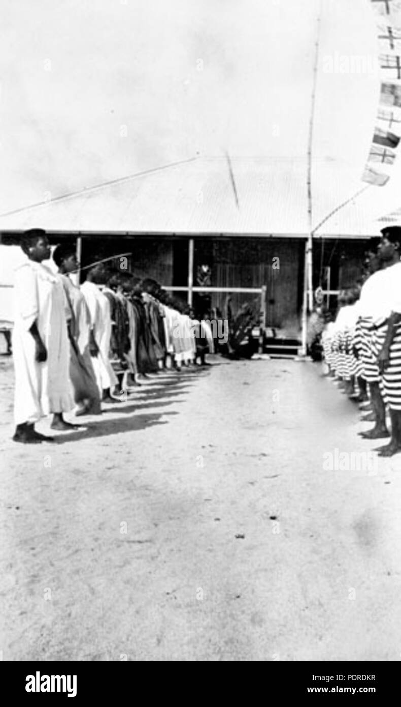 120 Queensland State Archive 5871 Native Kinder Moa Island vom 20. Juli 1911 Stockfoto