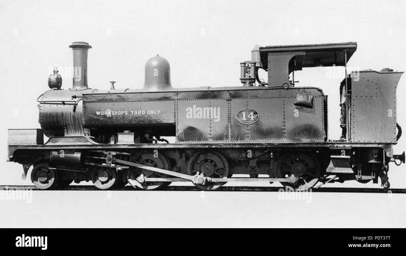 21 B14, Workshops yard nur Stockfoto