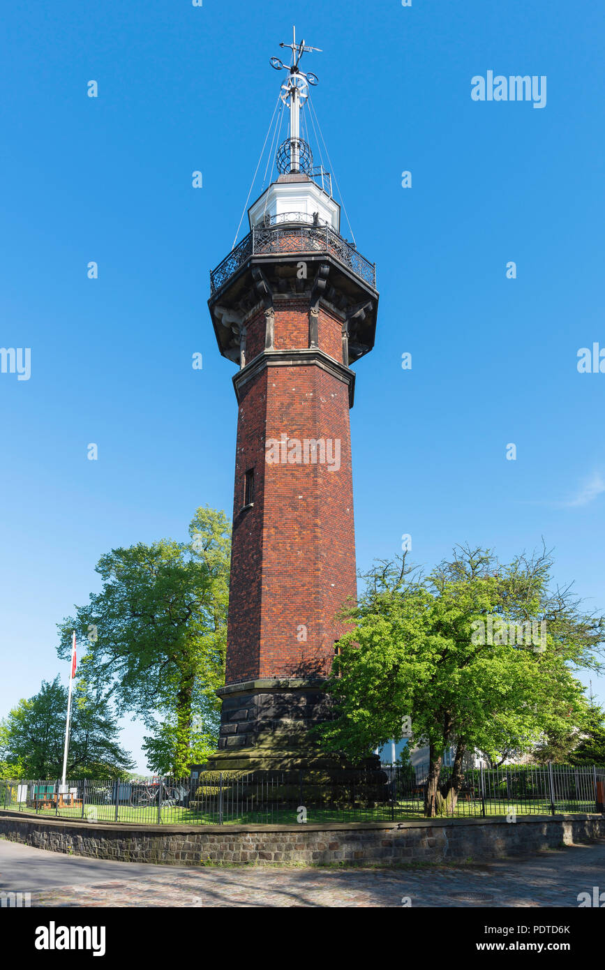 Danzig Leuchtturm, Blick auf die Nowy Port Leuchtturm auf der Westerplatte Halbinsel nördlich von Danzig, von dem aus die ersten Schüsse des WWll abgefeuert wurden. Stockfoto