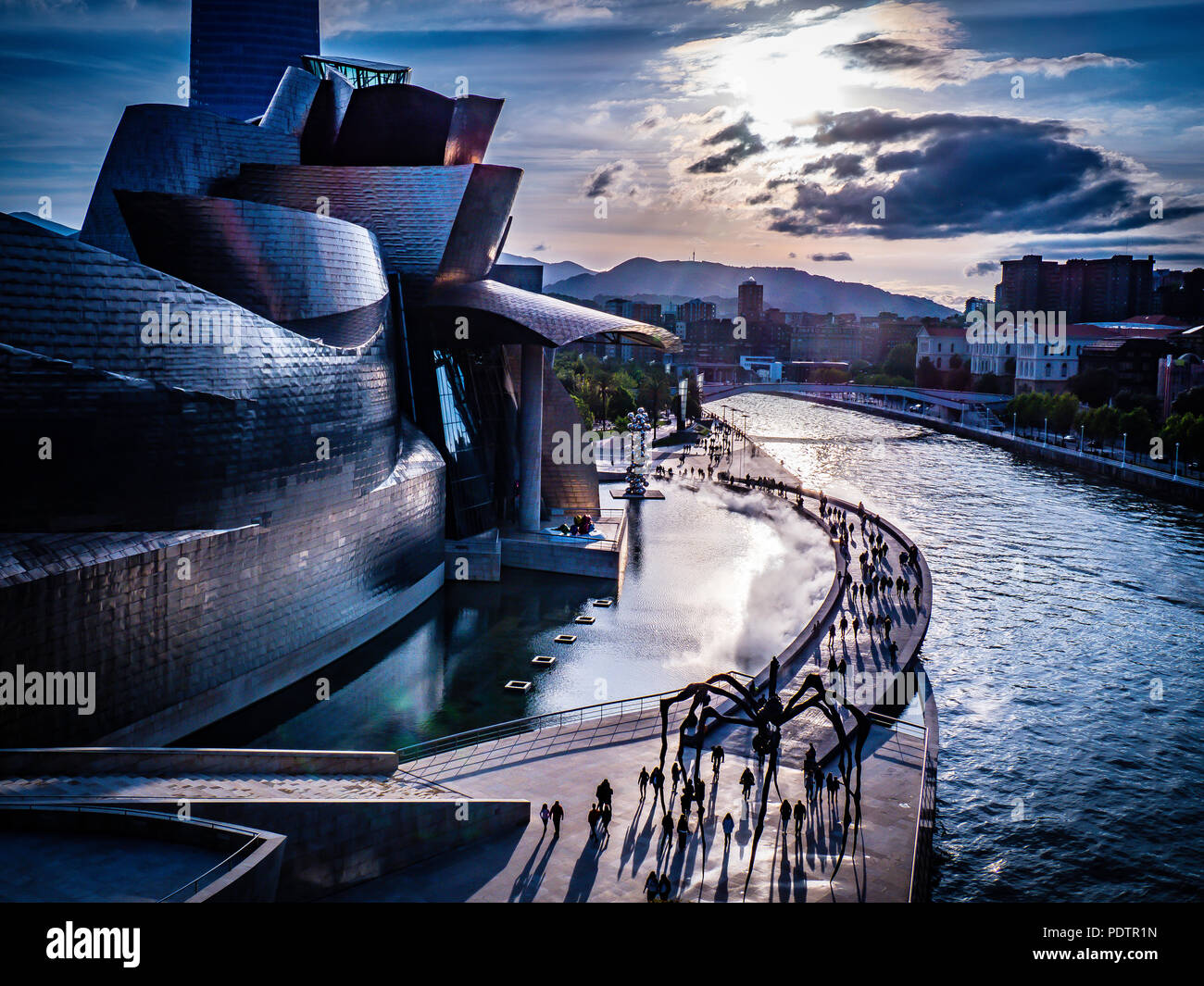 Die schöne Architektur des Guggenheim Museum Bilbao, Spanien Stockfoto