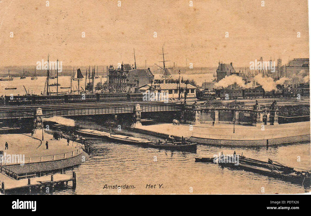 153 Het IJ bij CS Stockfoto