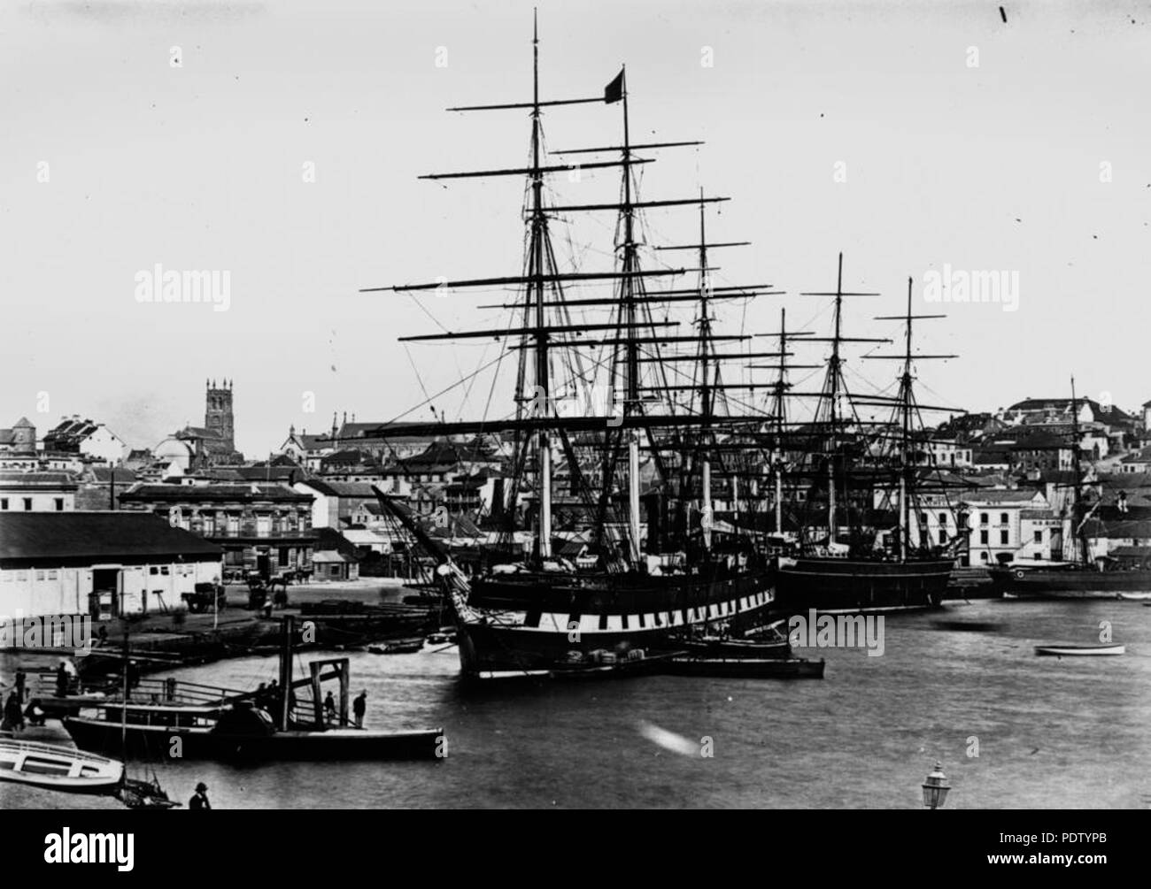 219 StateLibQld 1 133889 Great Victoria (Schiff) Stockfoto