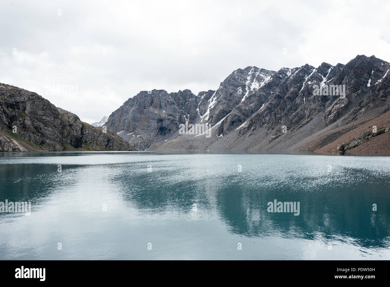 Der Ala Kul See in Kirgisistan Stockfoto