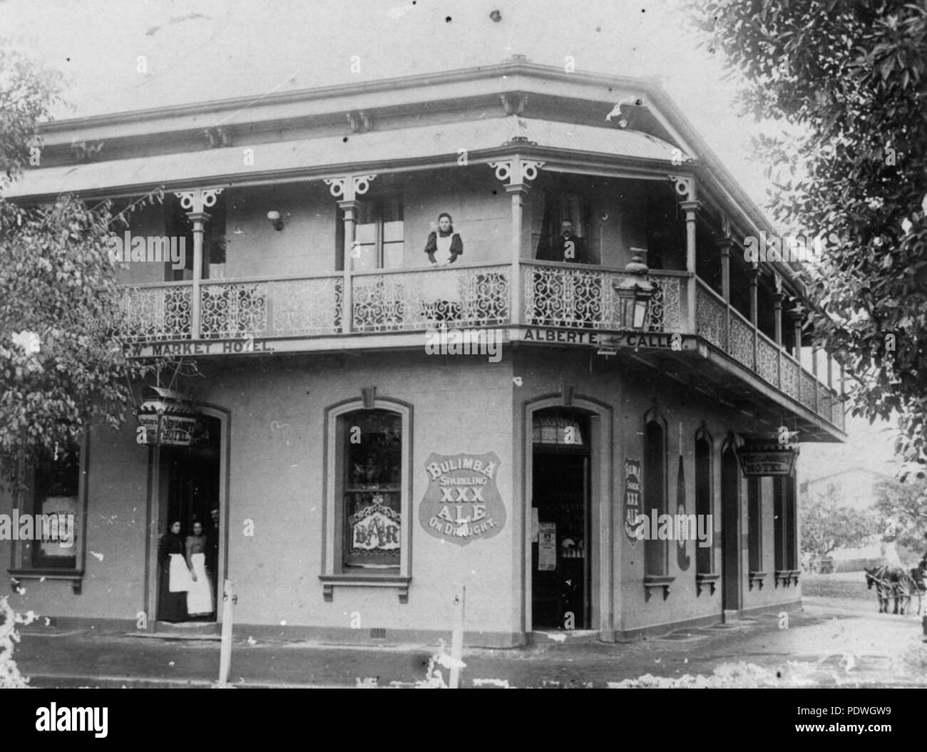 235 StateLibQld 1 160203 Newmarket Hotel an der Ecke der Roma und Ann Straßen in Brisbane, Ca. 1889 Stockfoto