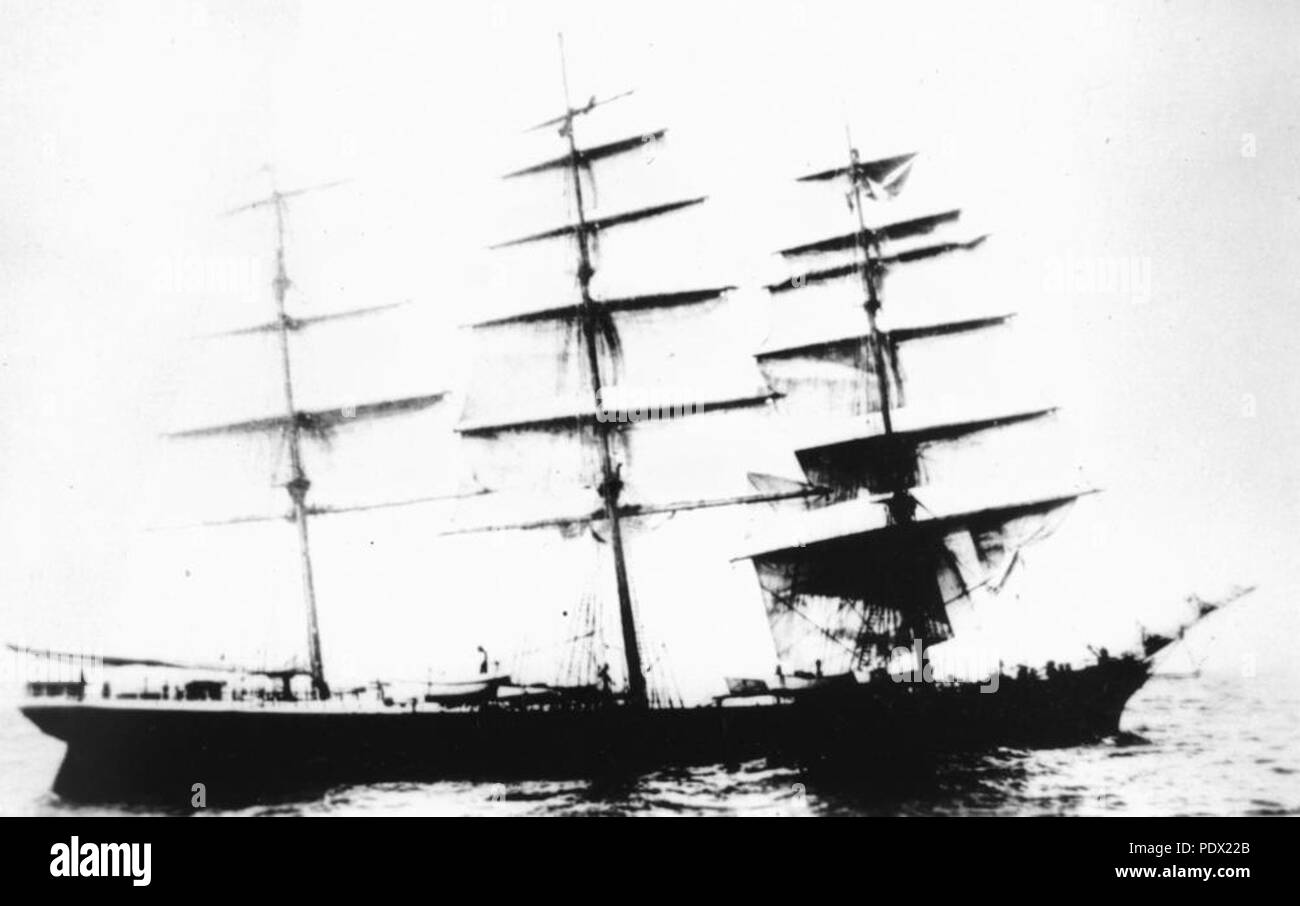 241 StateLibQld 1 172015 Stern von Frankreich (Schiff) Stockfoto