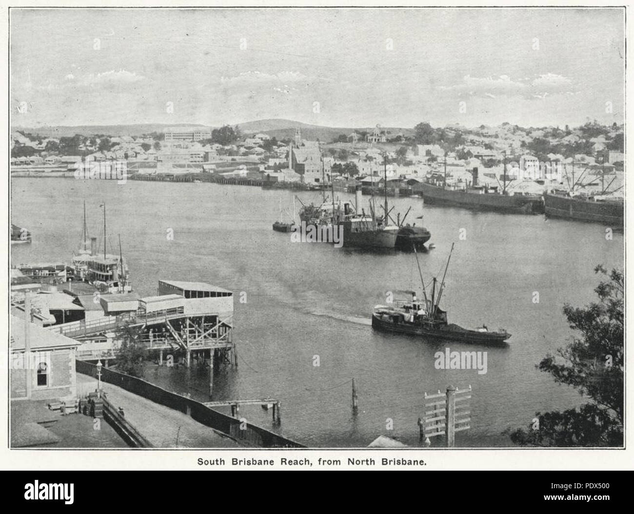 254 StateLibQld 1 239923 Schiffe vor Anker liegend im Süden von Brisbane erreichen, Blick von Norden Brisbane, Ca. 1910 Stockfoto