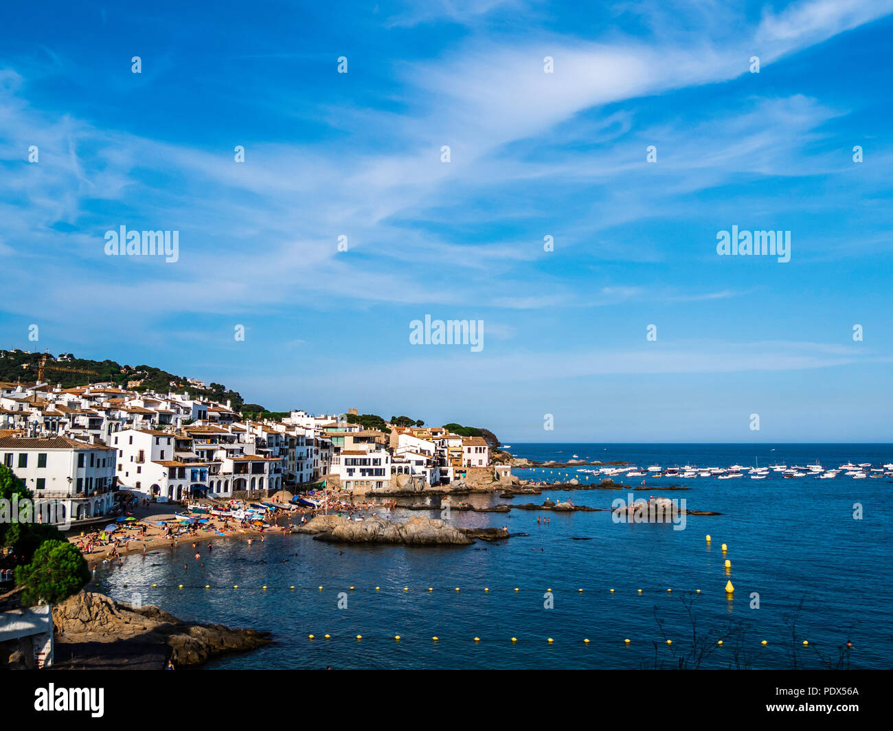 Landschaft von Calella de Palafrugell Strand in Costa Brava Stockfoto