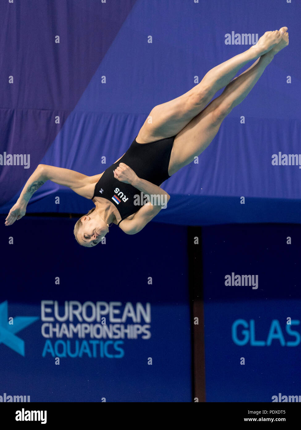 Royal Commonwealth Pool, Edinburgh, Großbritannien. 10 Aug, 2018. Glasgow 2018 European Diving Meisterschaften; Nedezhda Bazhina (RUS), während die 1-m-Sprungbrett Frau vorläufige Gutschrift: Aktion plus Sport/Alamy leben Nachrichten Stockfoto