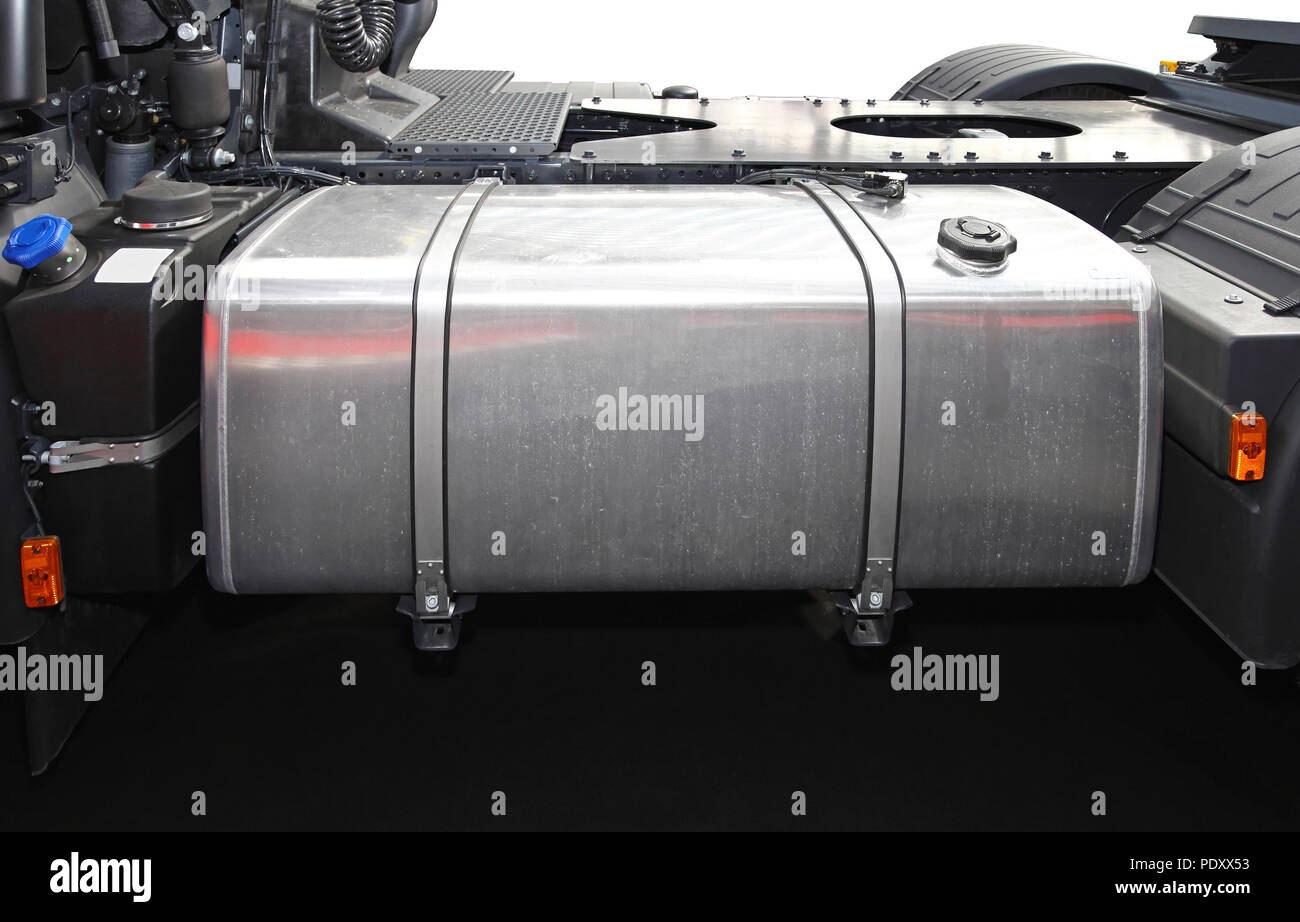 Lkw kraftstofftank -Fotos und -Bildmaterial in hoher Auflösung – Alamy