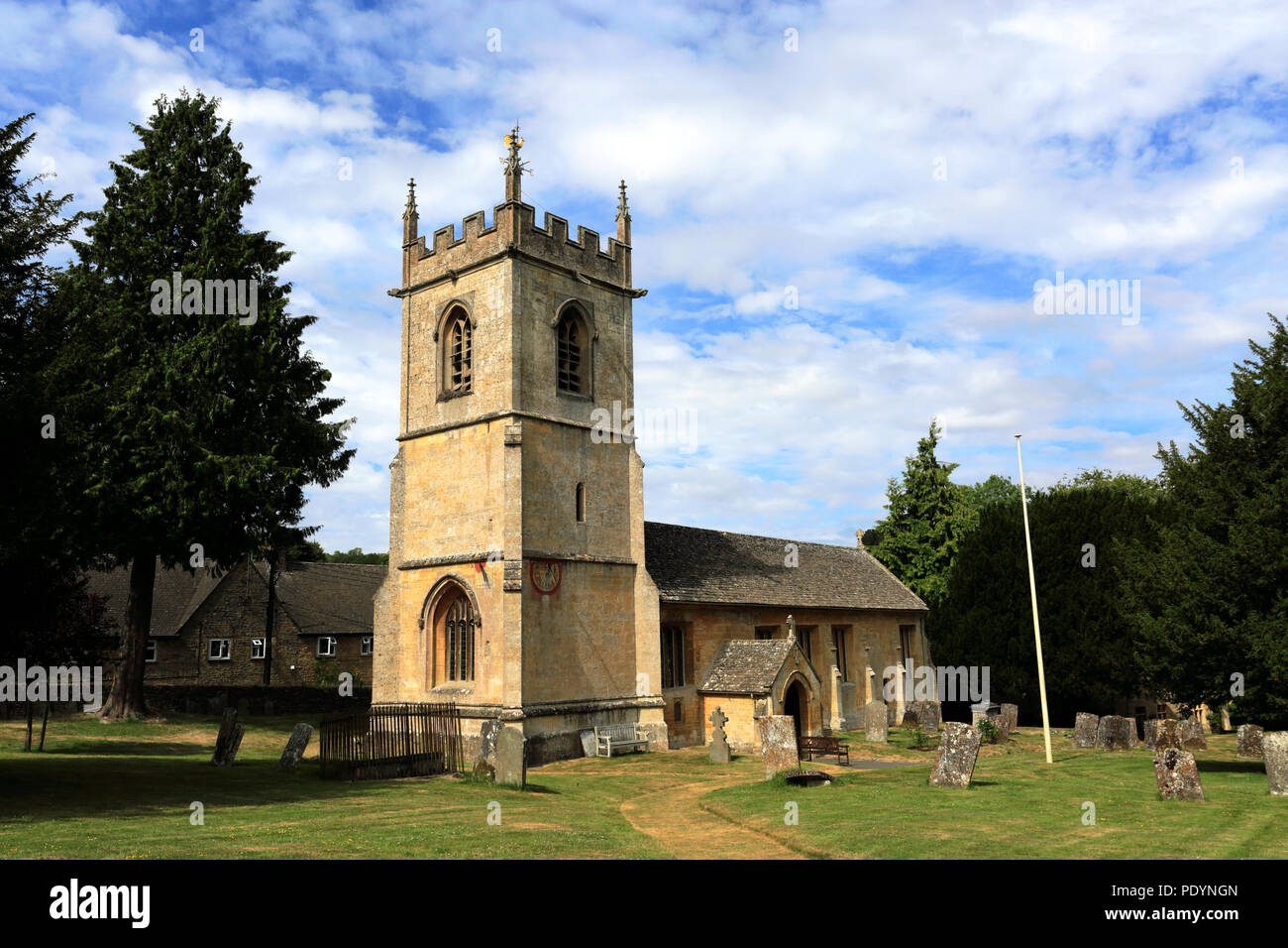 St Andrews Pfarrkirche, Naunton Dorf, Gloucestershire, Cotswolds, England Stockfoto