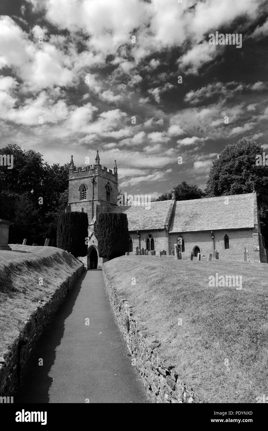 St. Peters Kirche, Upper Slaughter Dorf, Gloucestershire Cotswolds, England, Großbritannien Stockfoto