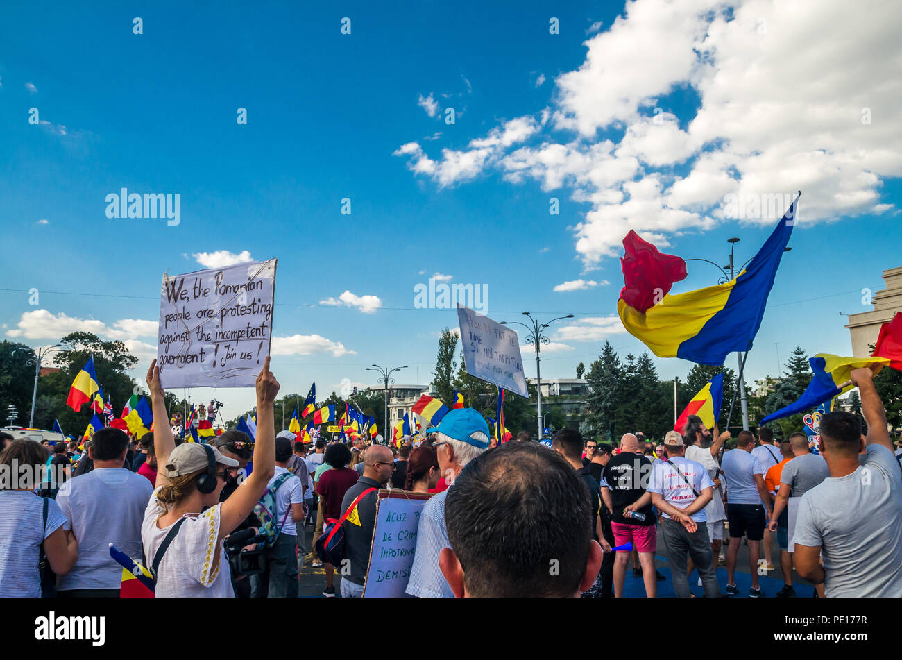 Bukarest, Rumänien - 10. August 2018: Demonstranten gegen die Regierung in Bukarest, Rumänien. Stockfoto