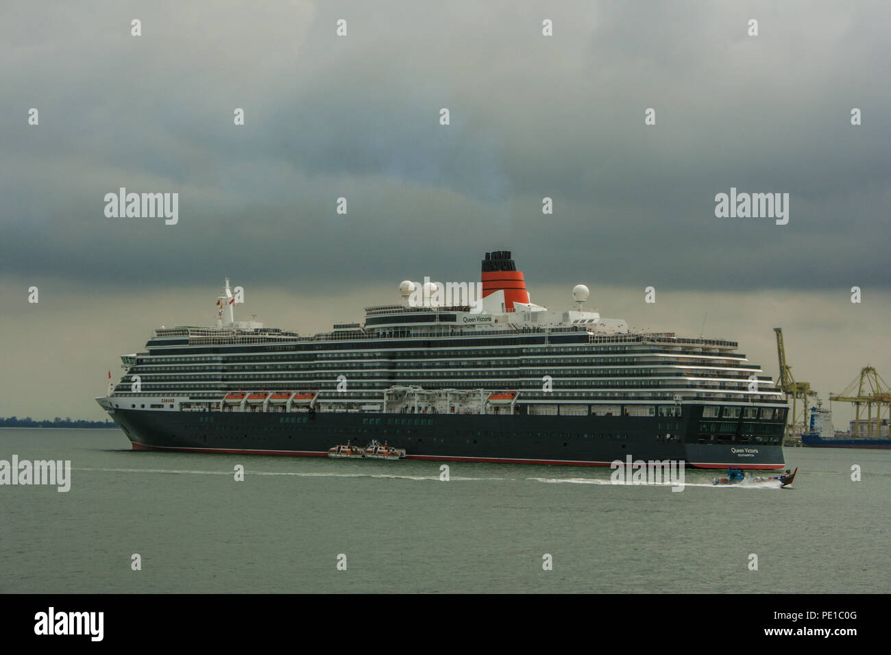 MS Queen Victoria Cunard Schiff, am Hafen in Penang, Malaysia Stockfoto