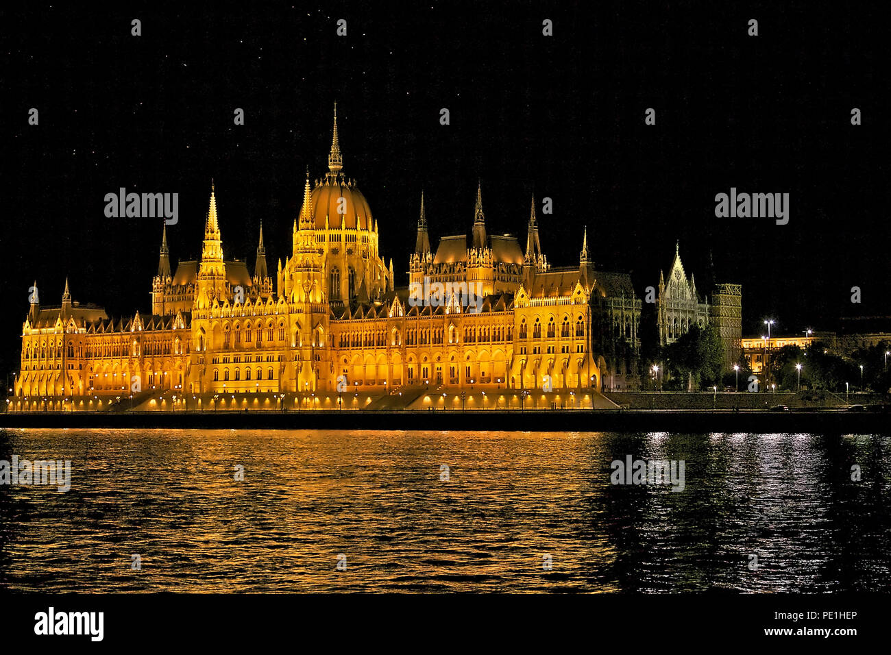 Budapest bei Nacht Stockfoto