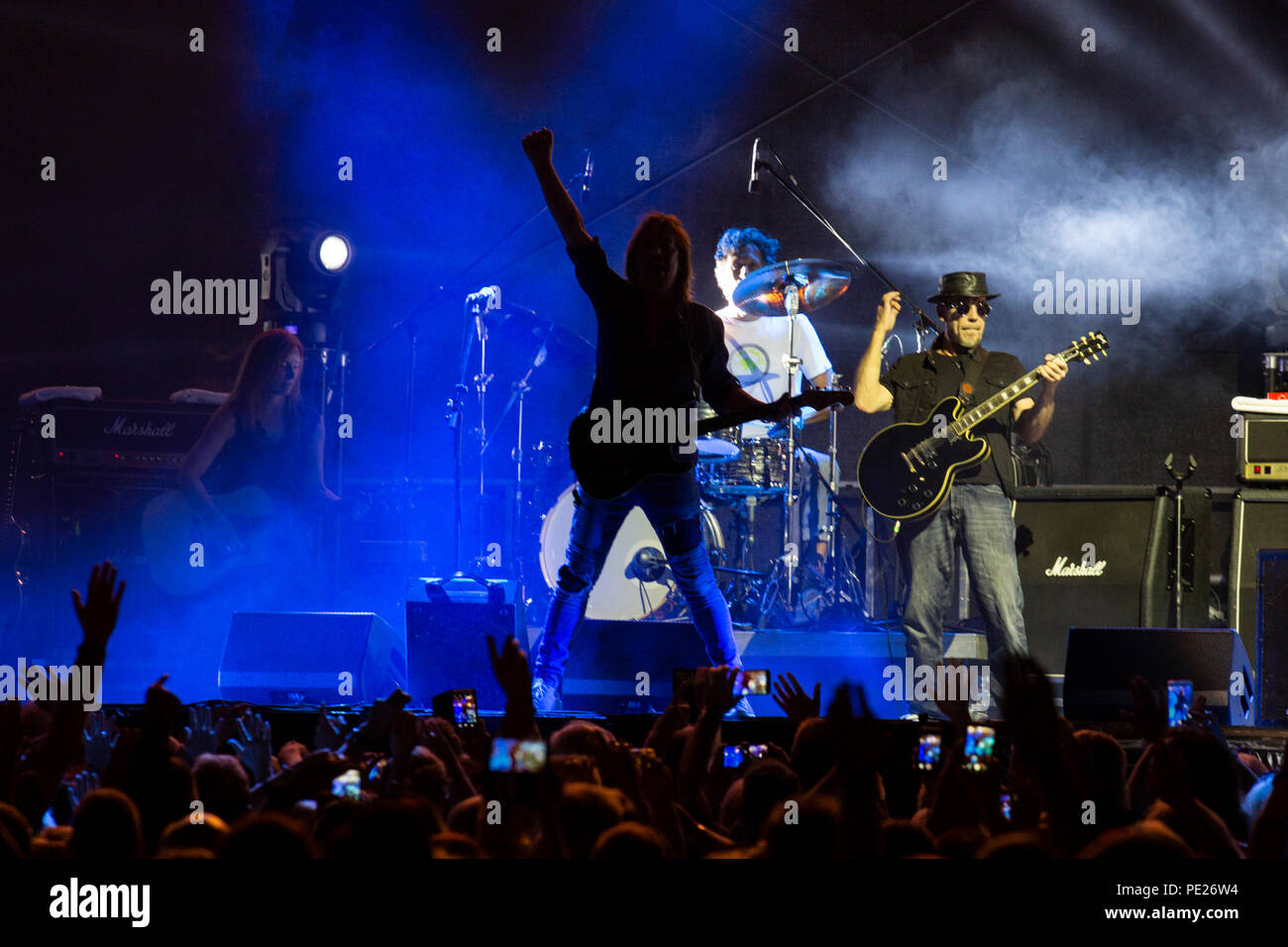 Mülheim an der Ruhr, 11. August 2018. Chris Norman, der ehemalige Sänger von Smokie, mit seiner Band in einem Open-Air-Konzert an der Ruhrbühne 2018 in Mülheim/Ruhr. Foto: Bettina Strenske/Alamy leben Nachrichten Stockfoto