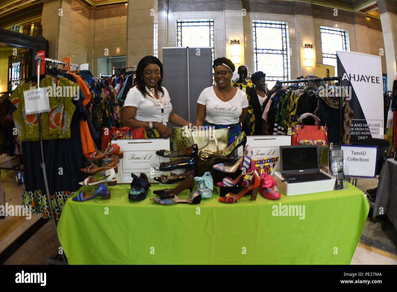 London, Großbritannien. 11. August 2018. Fashionist sorgen Stände Ausstellung in der die Afrika Fashion Week London (AFWL) an Freimaurer' Hall am 11. August 2018, London, UK. Bild Capital/Alamy leben Nachrichten Stockfoto