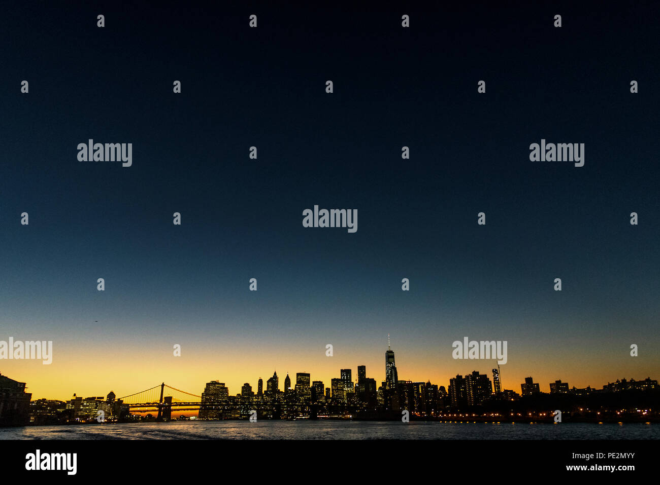 04-11-15, New York, USA. Manhattan, wie die Sonne. Foto: © Simon Grosset Stockfoto