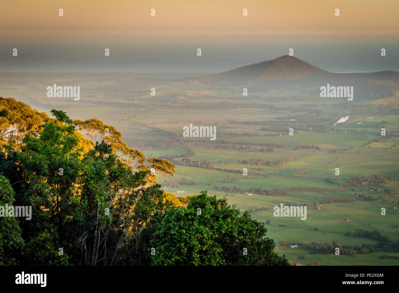 Viel Wiese und den Ozean in New South Wales, Australien Stockfoto
