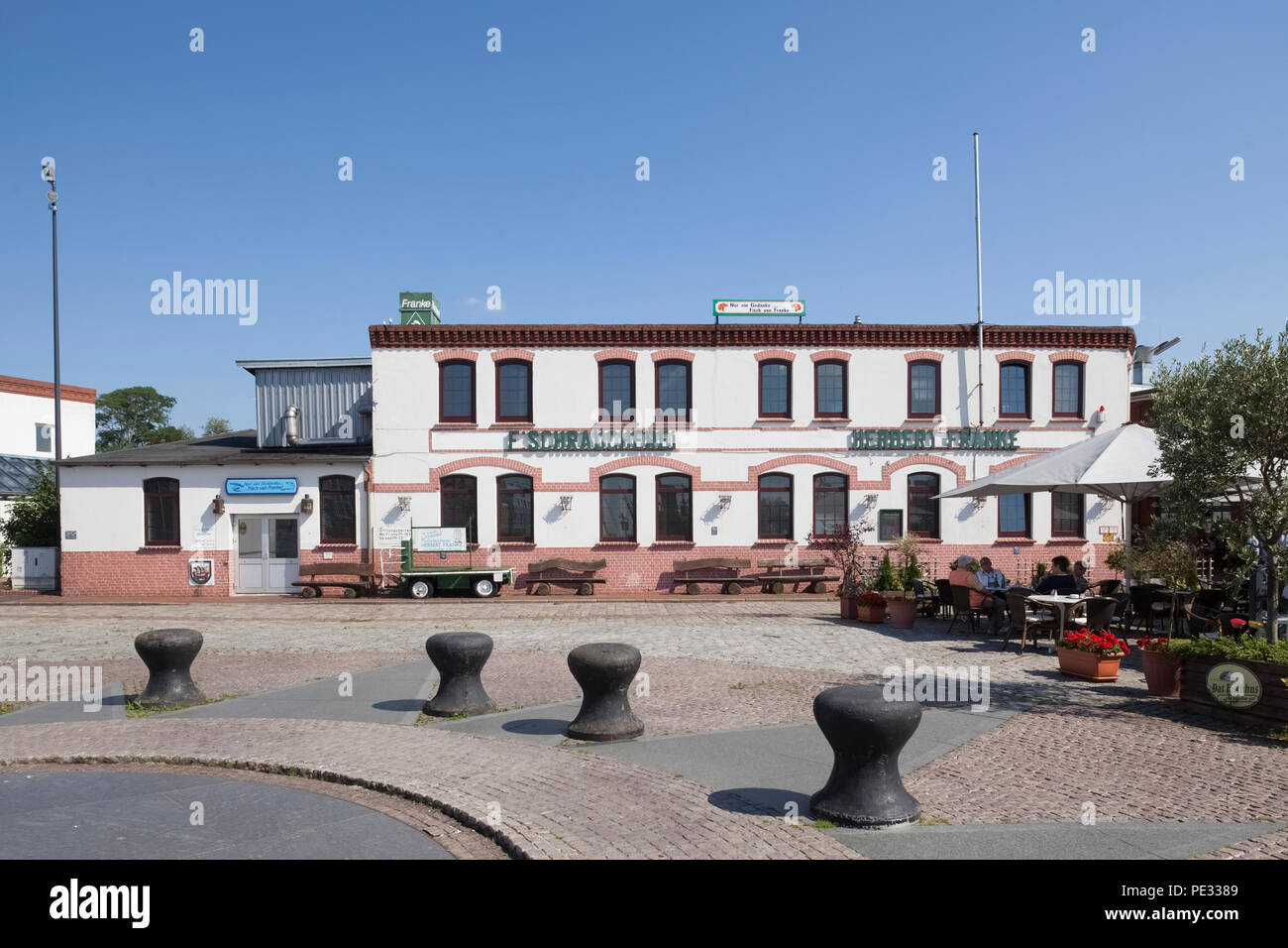 Fischräuchrei Herbert Franke,-Schaufenster Fischreihafen, Fischereihafen, Bremerhaven, Bremen, Deutschland Stockfoto