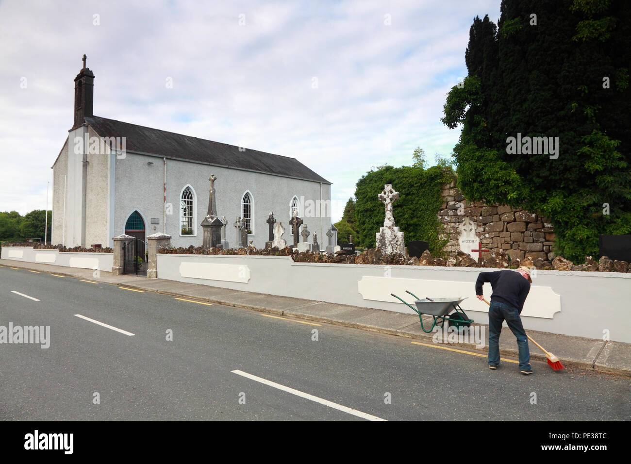 Cluan - a - Donald Römisch-katholische Kirche im Dorf Longord Cloondara, County, Irland Stockfoto