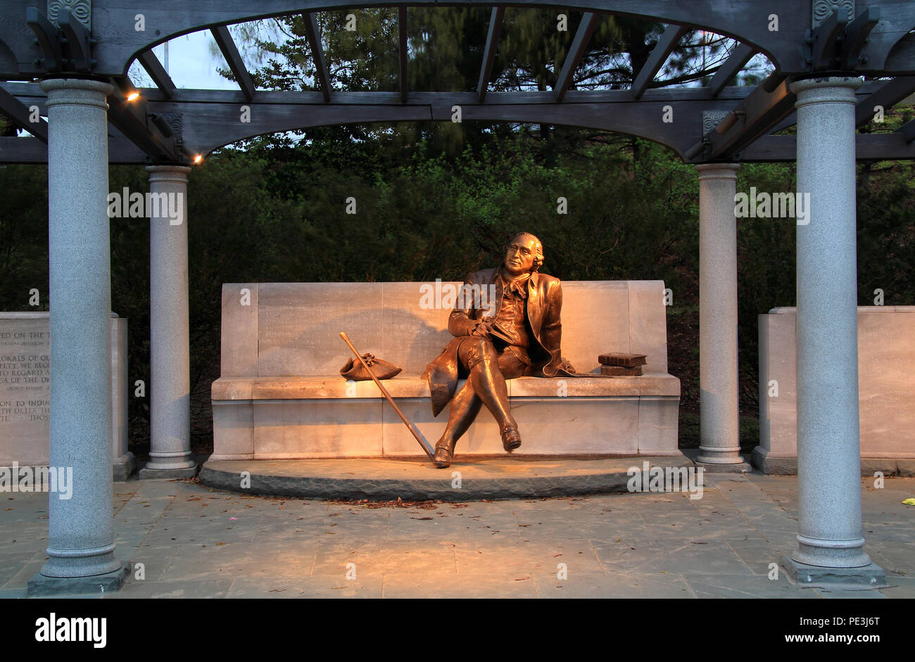 Die George Mason Memorial in Washington, D.C. ehrt Gründervater George Mason, der Autor von der bemerkenswerten Virginia Erklärung der Rechte Stockfoto