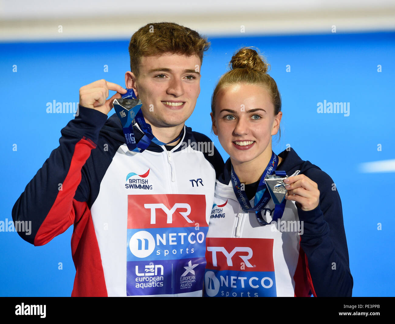 Großbritanniens Matthew Lee und Lois Toulson Gewinner der Silbermedaille in der synchronisierten 10-m-Tauchen bei Tag zehn Der 2018 Europameisterschaften im Royal Commonwealth Pool, Edinburgh. PRESS ASSOCIATION Foto. Bild Datum: Samstag, August 11, 2018. Siehe PA Geschichte tauchen Europäischen. Foto: Ian Rutherford/PA-Kabel. Beschränkungen: Nur die redaktionelle Nutzung, keine kommerzielle Nutzung ohne vorherige schriftliche Genehmigung Stockfoto