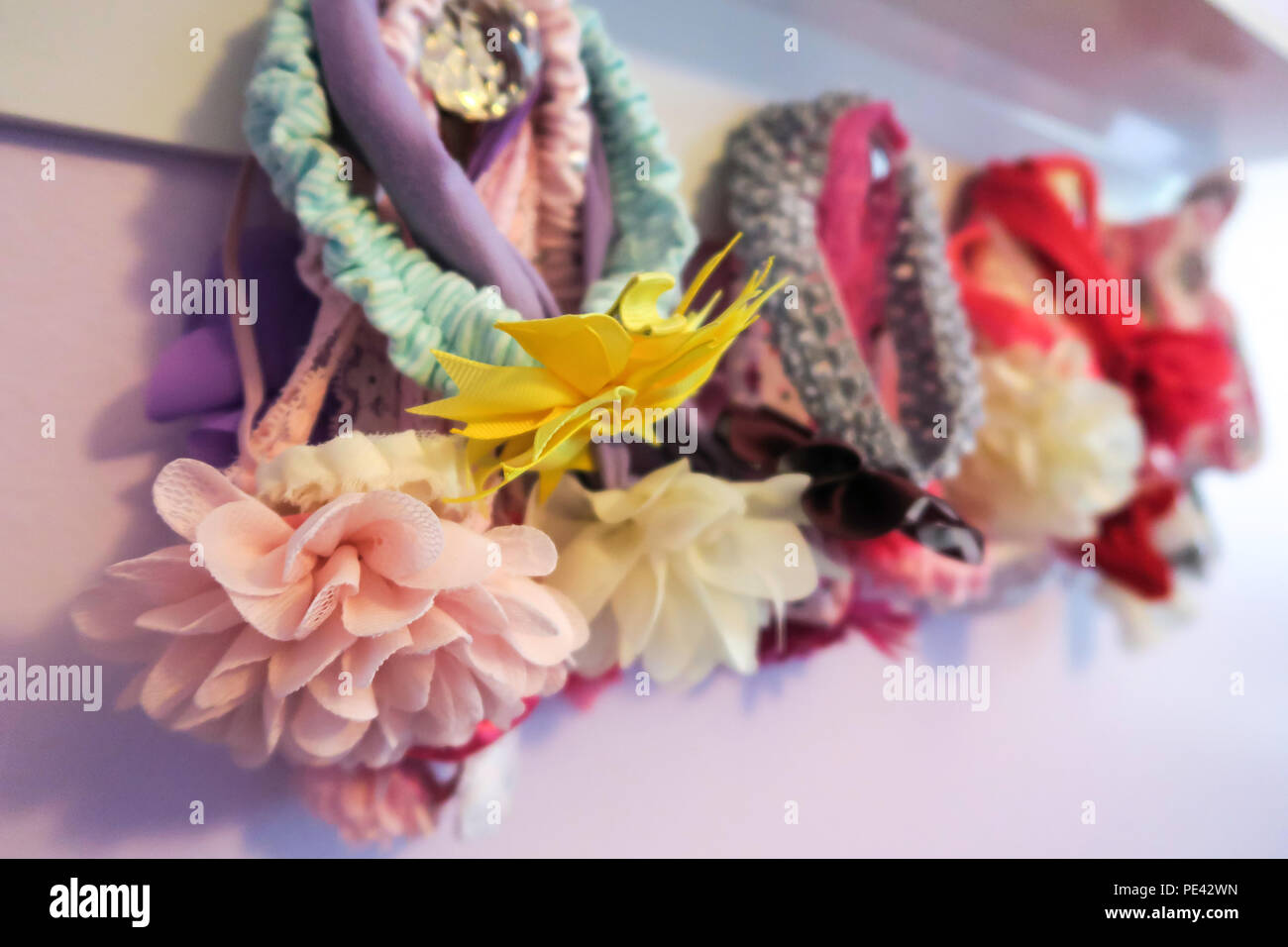 Rack von stirnbänder's Baby Girl, USA Stockfoto