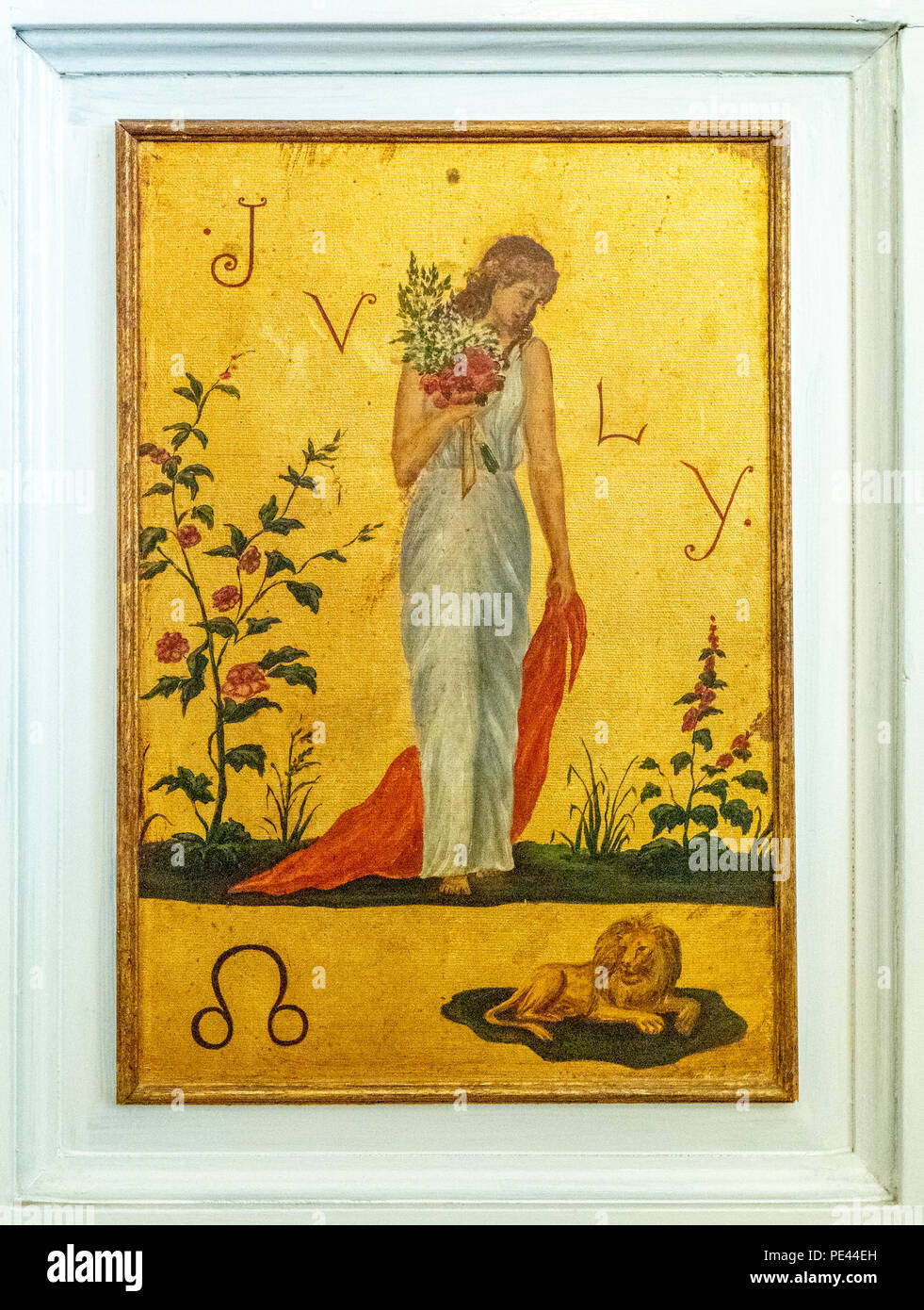 Türverkleidungen in die Limousine der Dublin Writers Museum malte auf Blattgold mit wehmütigen klassische Frauen die Monate des Jahres und Tierkreis Stockfoto
