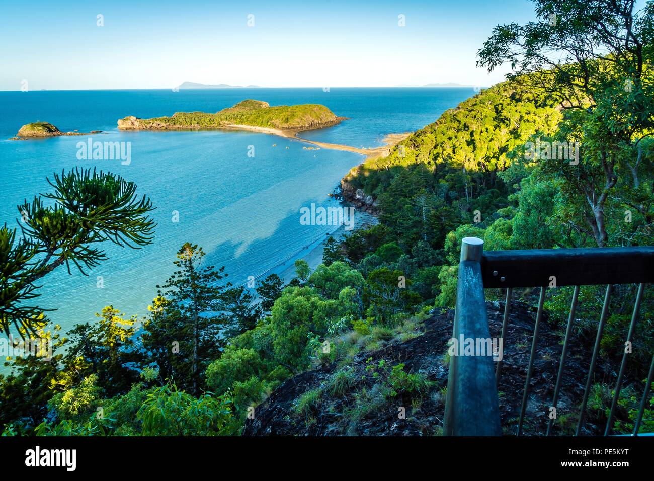 Cape Hillsborough National Park, Australien, Ansicht von Twin Strände Suche Stockfoto