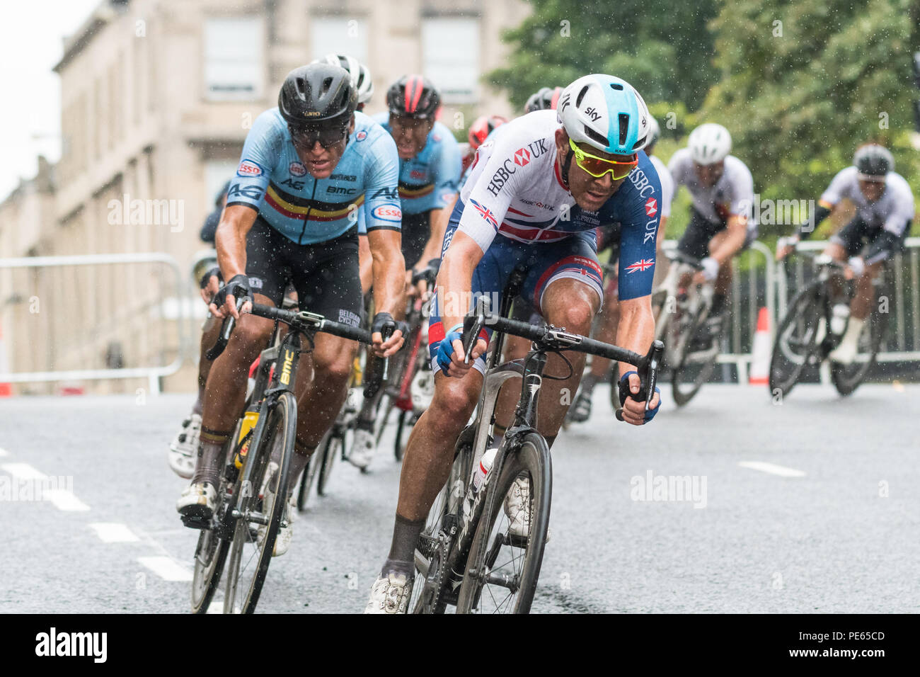 Glasgow, Schottland, Großbritannien - 12 August 2018: Europameisterschaften 2018 - Team GB Radfahrer Lukas Rowe, die im 15. Platz in der Regen während der europäischen Meisterschaften Männer Straße Rennen in Glasgow Credit: Kay Roxby/Alamy leben Nachrichten Stockfoto