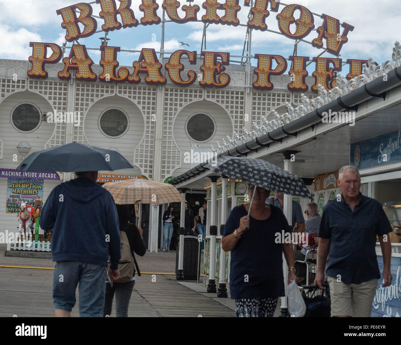 Brighton, Großbritannien, 13. August 2018 Wetter einem regnerischen Tag in Brighton credit Ian Davidson/Alamy leben Nachrichten Stockfoto