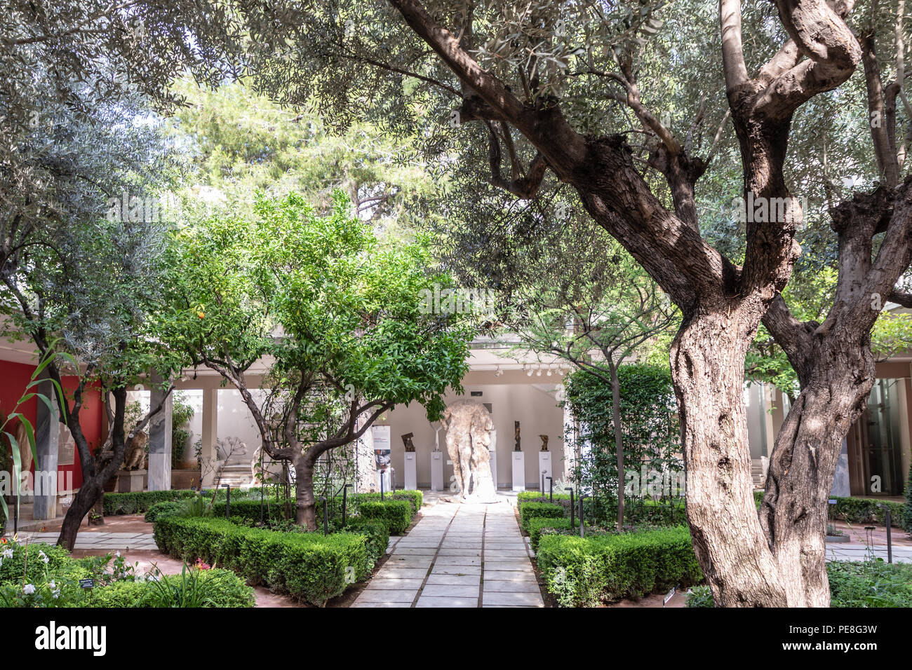 Griechische Garten an das Nationale Archäologische Museum Stockfoto