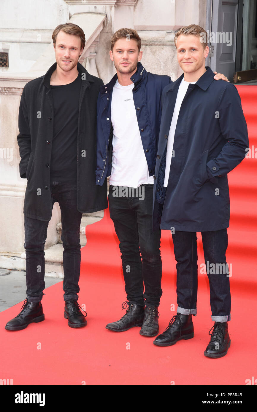 Hugh Skinner, Jeremy Irvine, Josh Dylan, "die Frau" - UK Premiere Film 4 Sommer, Somerset House, London, Großbritannien Stockfoto