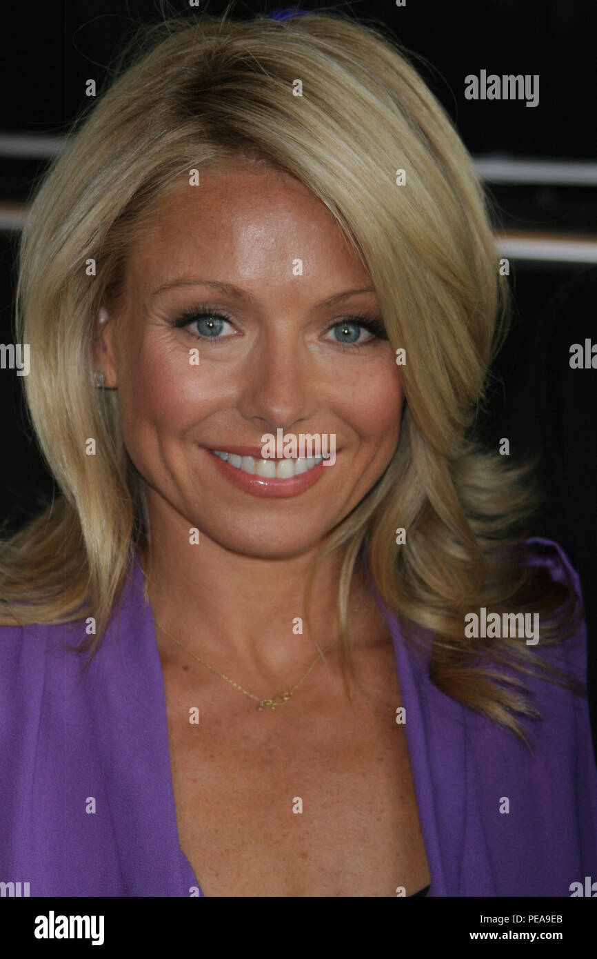 Kelly Ripa 2008 Foto von John Barrett/PHOTOlink.net Stockfoto