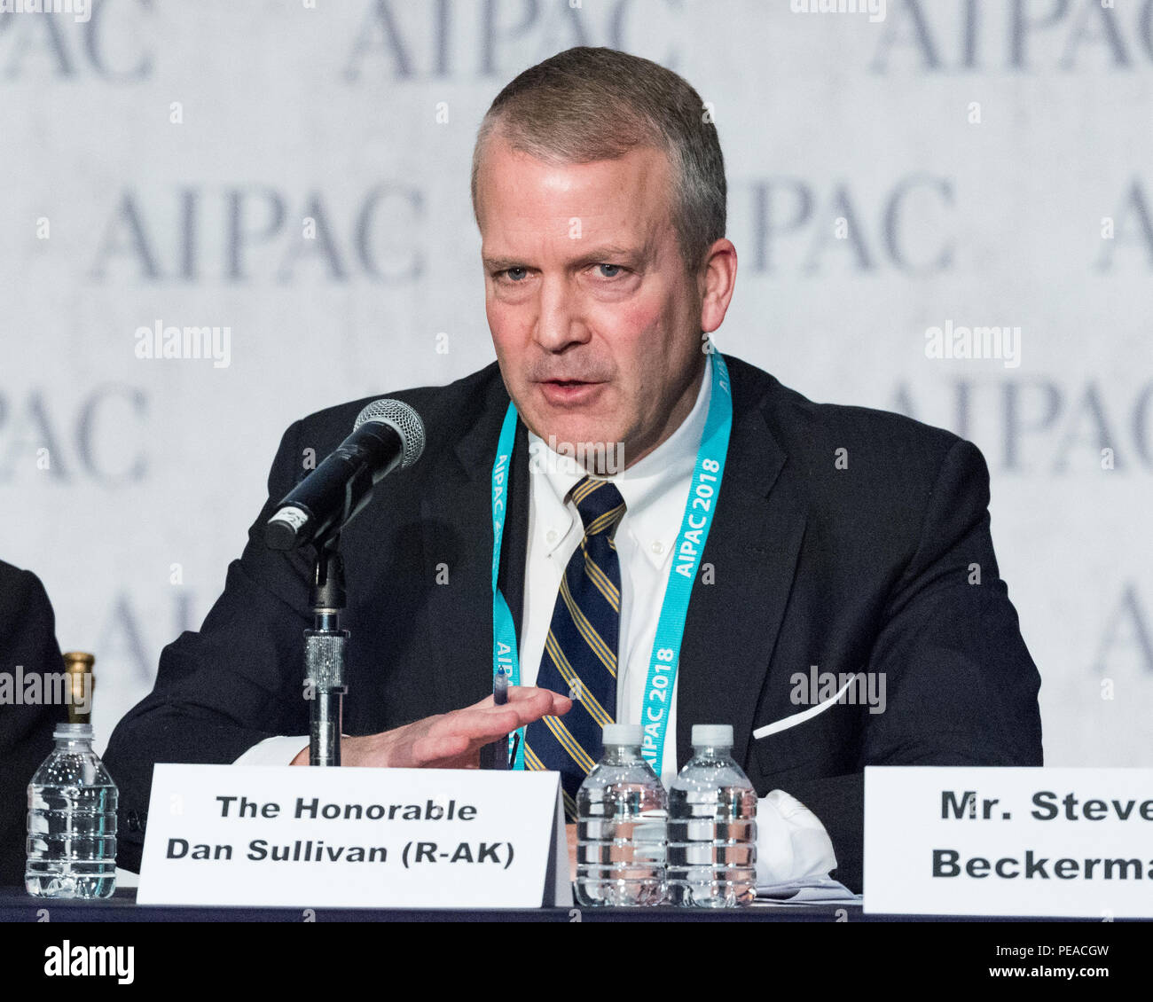 Dan Sullivan, United States Senator (R) aus Alaska, in einer Rede vor der AIPAC (American Israel Public Affairs Committee) Policy Conference am Walter Stockfoto