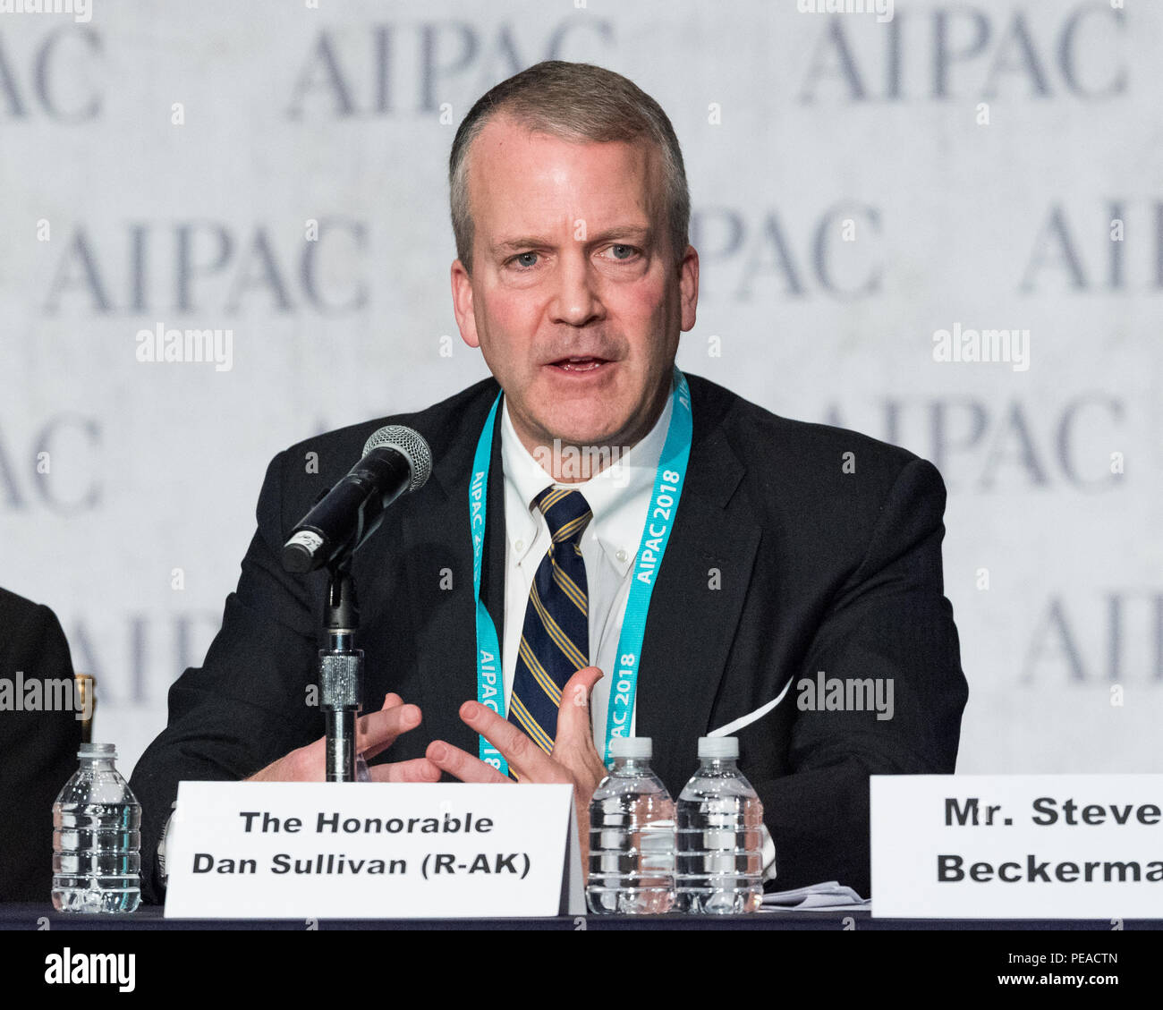 Dan Sullivan, United States Senator (R) aus Alaska, in einer Rede vor der AIPAC (American Israel Public Affairs Committee) Policy Conference am Walter Stockfoto