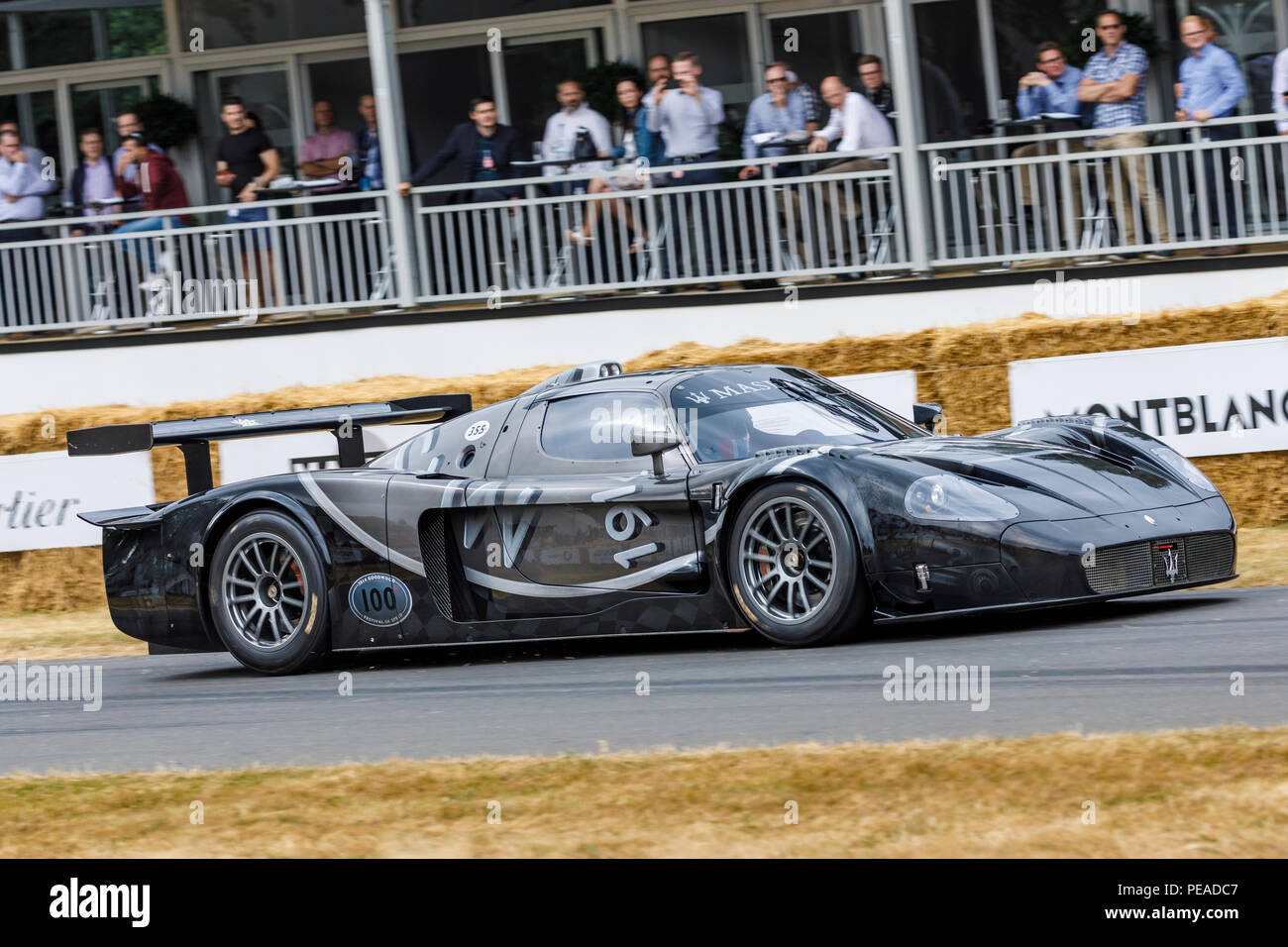 2014 Maserati MC12 "Goodwood Cent 100' Racer mit Niek Hommerson am Goodwood Festival 2018 von Geschwindigkeit, Sussex, UK. Stockfoto