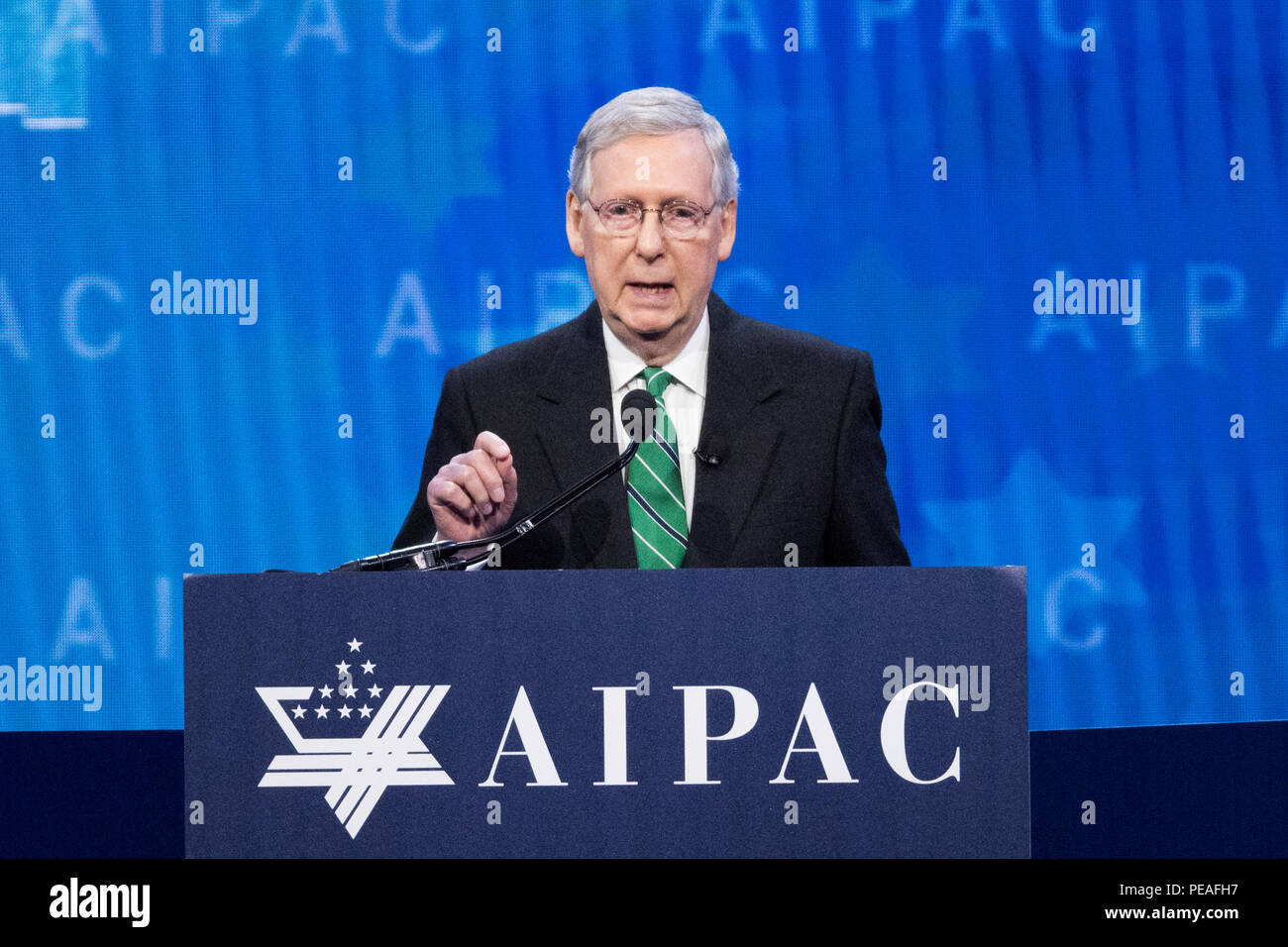 Mitch McConnell, US-Senator (R) aus Kentucky, in einer Rede vor der AIPAC (American Israel Public Affairs Committee) Policy Conference am Walter E. war Stockfoto