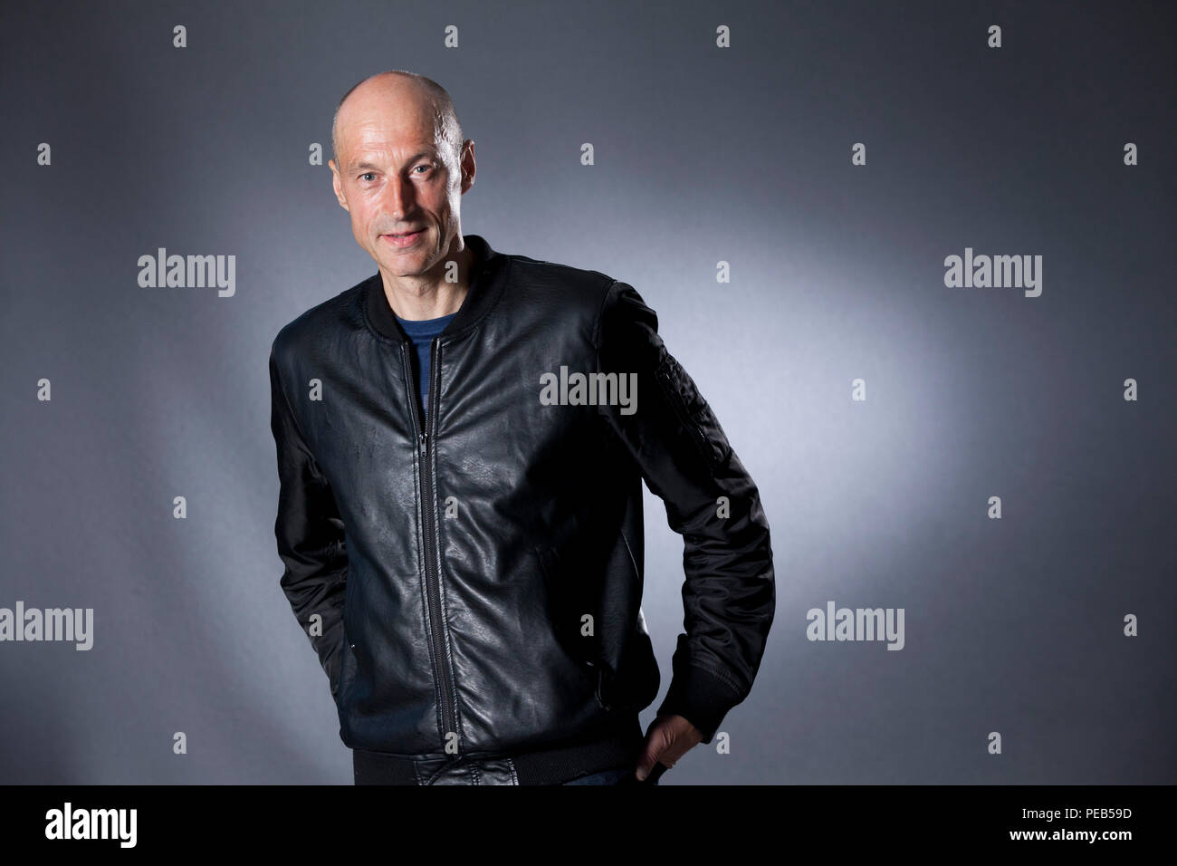 Edinburgh, Großbritannien. August 13, 2018. Graeme Obree, nicknamed The Flying Scotsman, ist ein schottischer Radrennfahrer und Thema, dargestellt an der Edinburgh International Book Festival. Edinburgh, Schottland. Bild von Gary Doak/Alamy leben Nachrichten Stockfoto