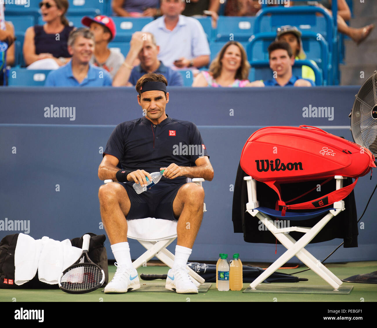 Mason, Ohio, USA. August 14, 2018: Roger Federer (SUI) während der Partie gegen Peter GojoWczyk (GER) Am westlichen Süden öffnen, Mason, Ohio, USA. Brent Clark/Alamy leben Nachrichten Stockfoto