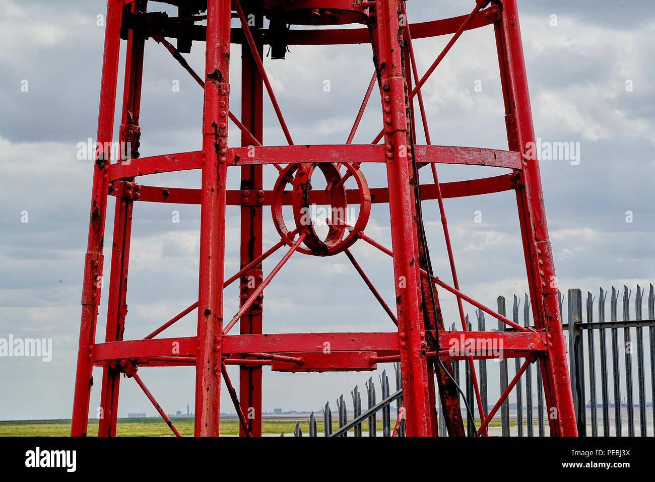 VINTAGE ROT STRUKTUR AUS STAHL Stockfoto