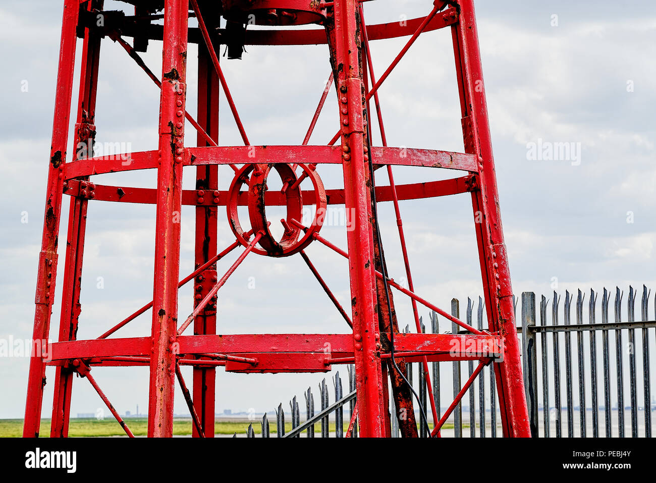 VINTAGE ROT STRUKTUR AUS STAHL Stockfoto