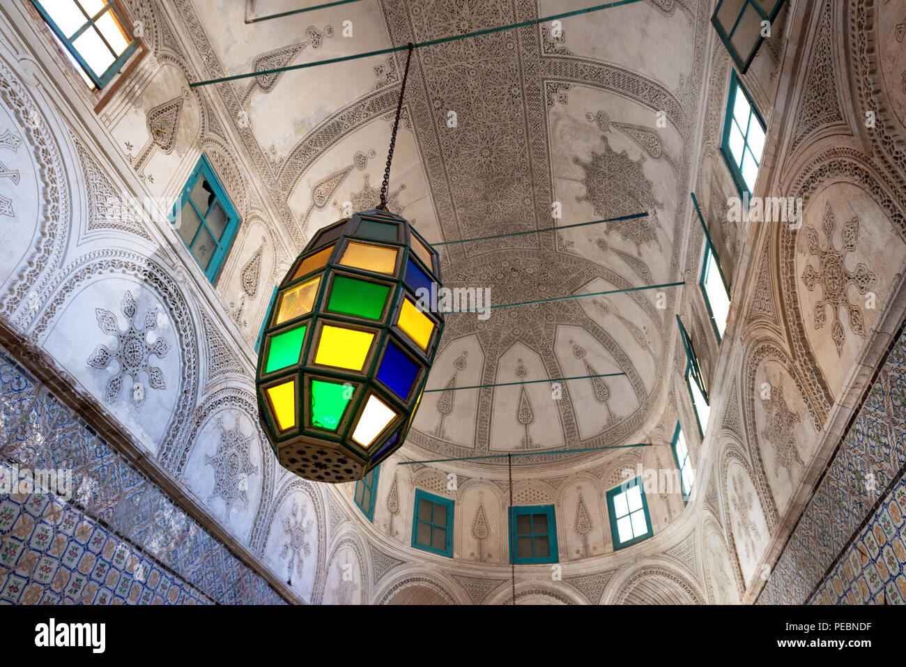 Blick auf Tourbet El Bey, ein Tunesischer das Königliche Mausoleum in der Medina von Tunis, Tunesien Stockfoto