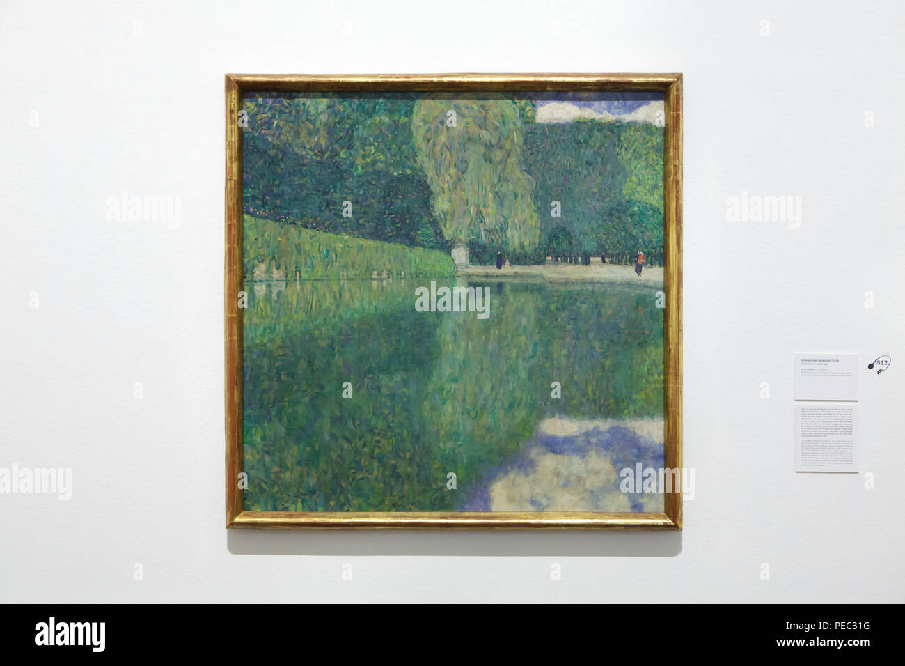 Das Gemälde „Schönbrunn Landschaft“ des österreichischen Symbolisten Gustav Klimt (1916) ist in seiner Ausstellung im Leopold Museum in Wien zu sehen. Die Ausstellung zum 100. Todestag von Gustav Klimt läuft bis zum 4. November 2018. Stockfoto