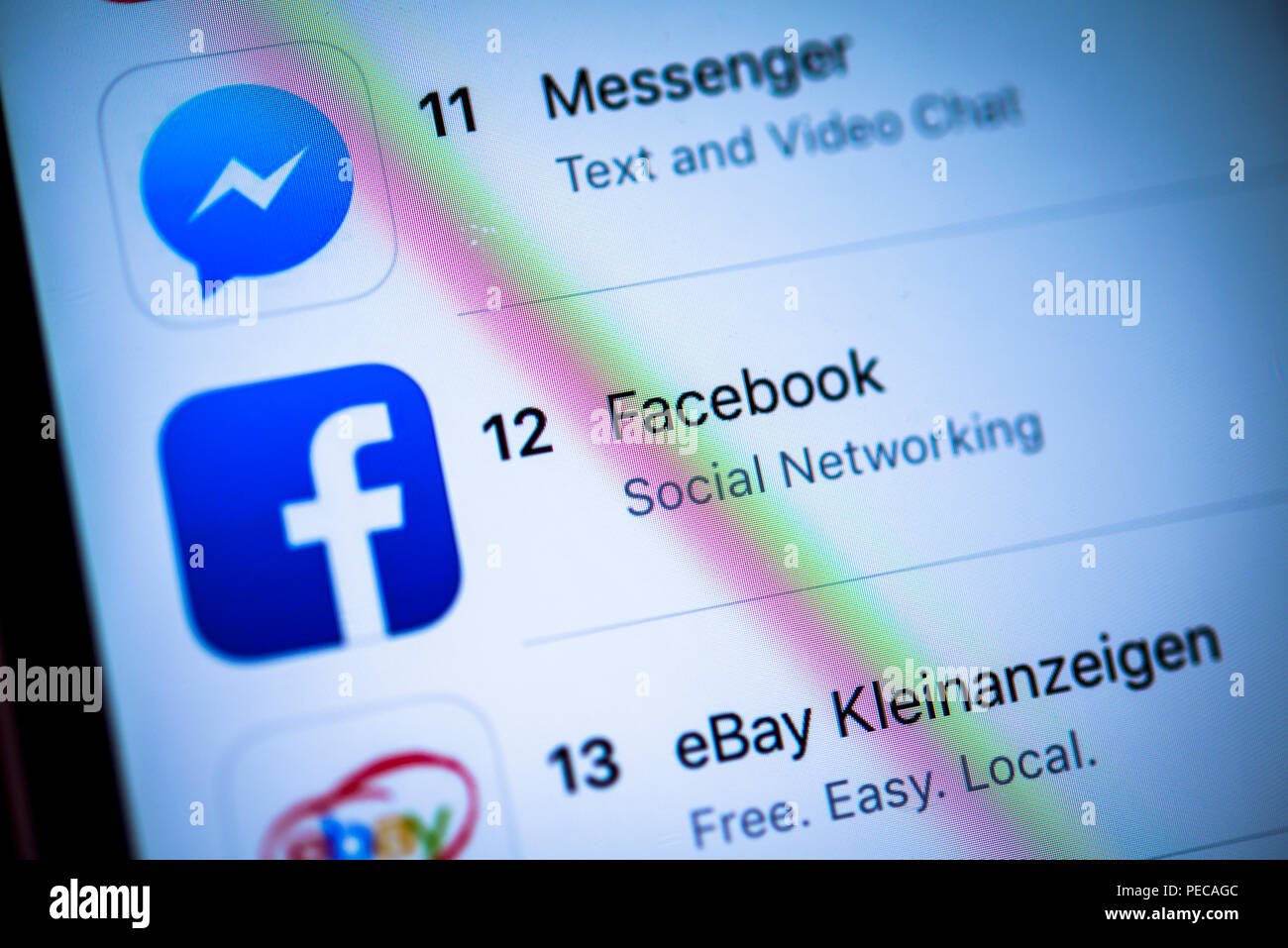 Facebook und Facebook Messenger App im Apple App Store, Social Network, App-Icon, iPhone, iOS, Smartphone, Nahaufnahme, Detail Stockfoto