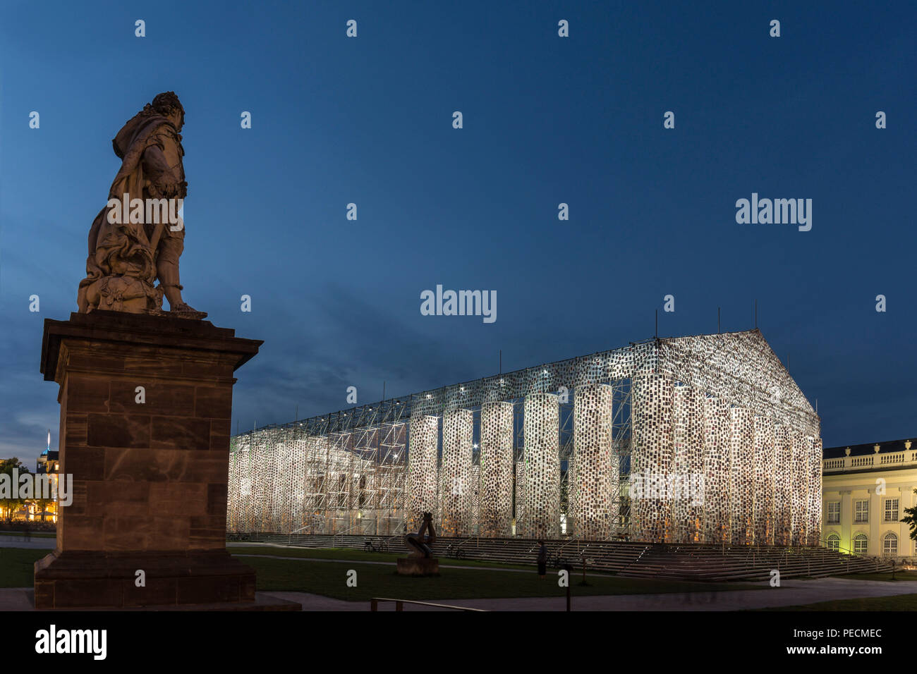 Marta Minujin Parthenon, der Bücher, der Documenta 14, Memorial Landgraf Friedrich II., Friedrichsplatz, Kassel, Hessen, Deutschland Stockfoto