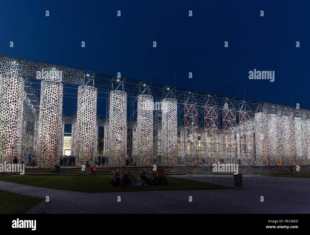 Marta Minujin, das Parthenon der Bücher, Fridericianum, Documenta 14, Friedrichsplatz, Kassel, Hessen, Deutschland Stockfoto