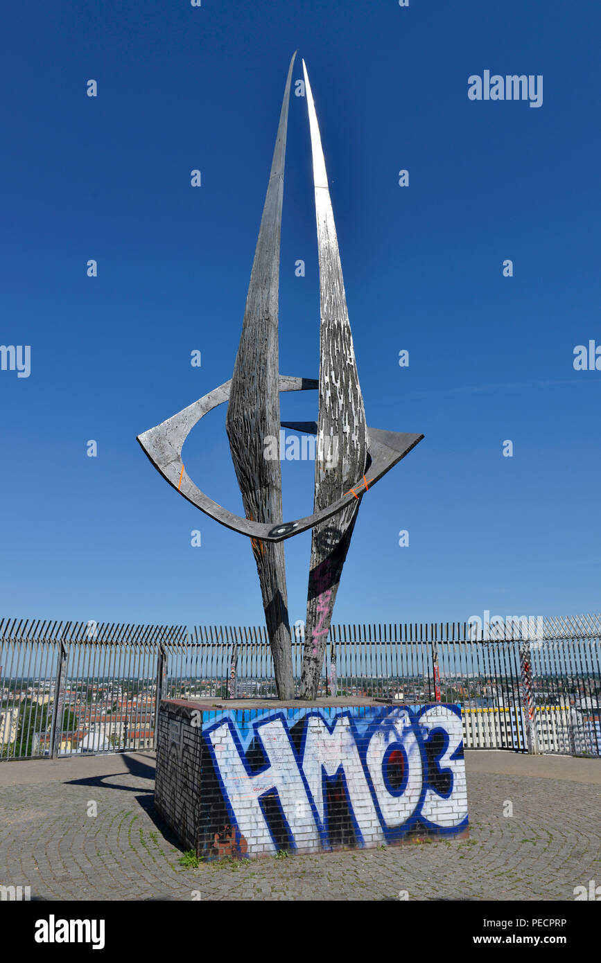 Denkmal zur deutschen Wiedervereinigung, Flakturm, Volkspark Humboldthain, Gesundbrunnen, Mitte, Berlin, Deutschland Stockfoto