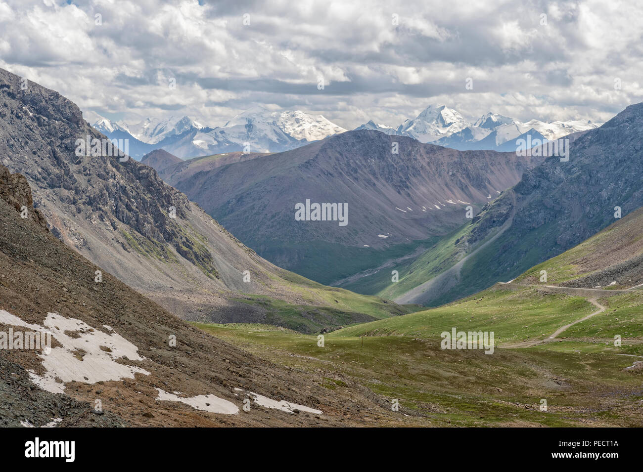 Chong Ashuu Pass auf 3800 Metern über dem Meeresspiegel, Issyk-kul-region, Kirgisistan Stockfoto